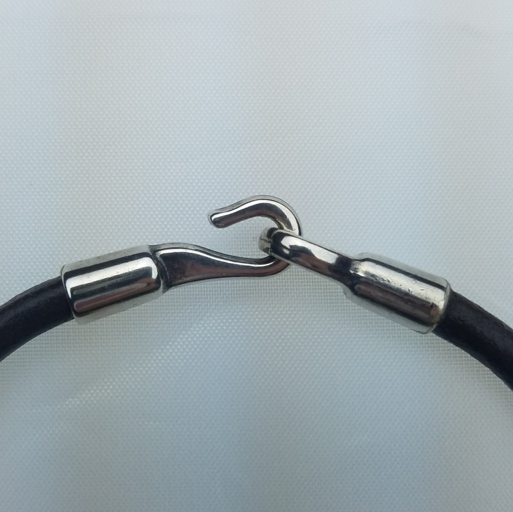 From Spain Leather Wrapped Coin Bracelet - Picture 5 of 7
